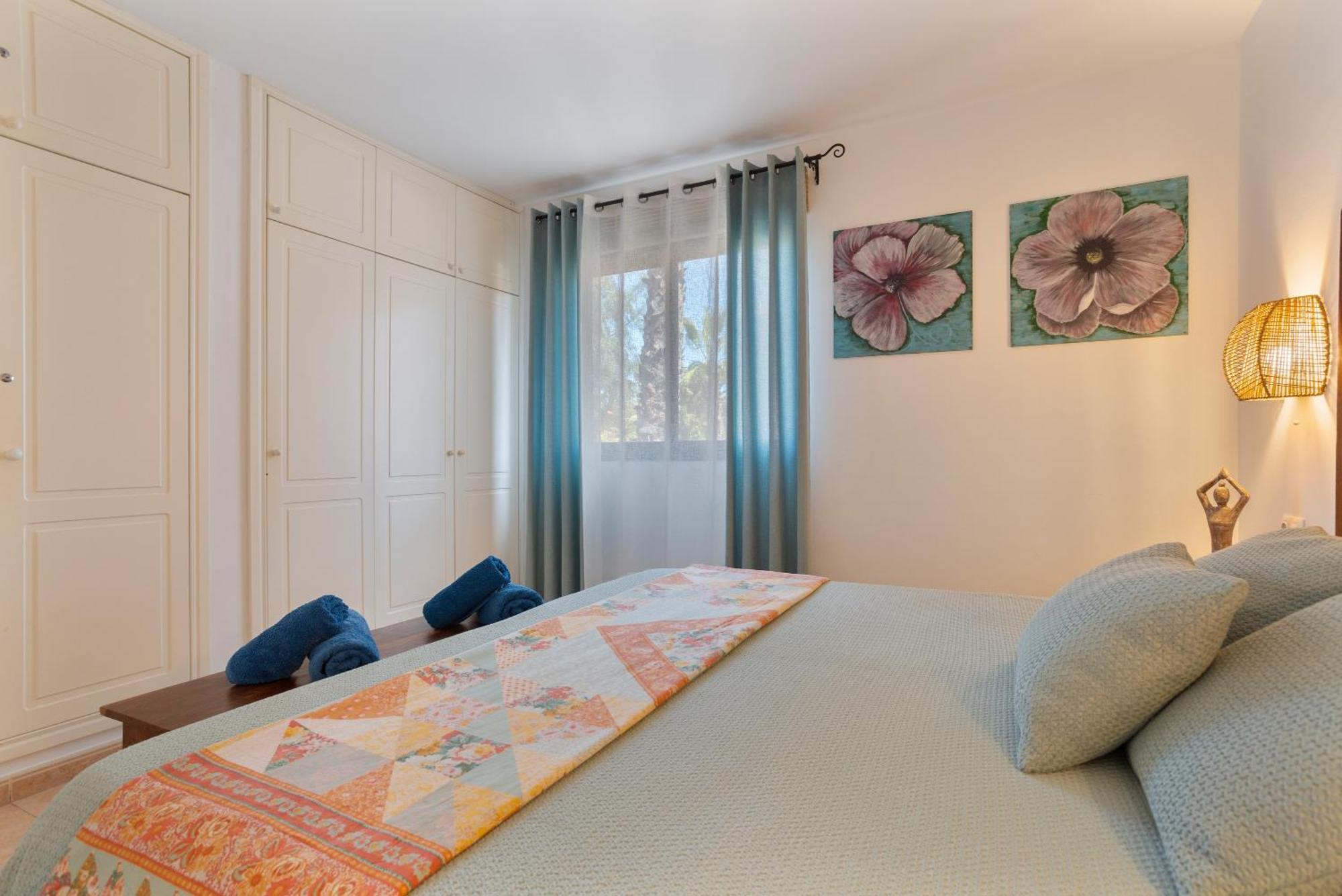 Away From Apartamento *